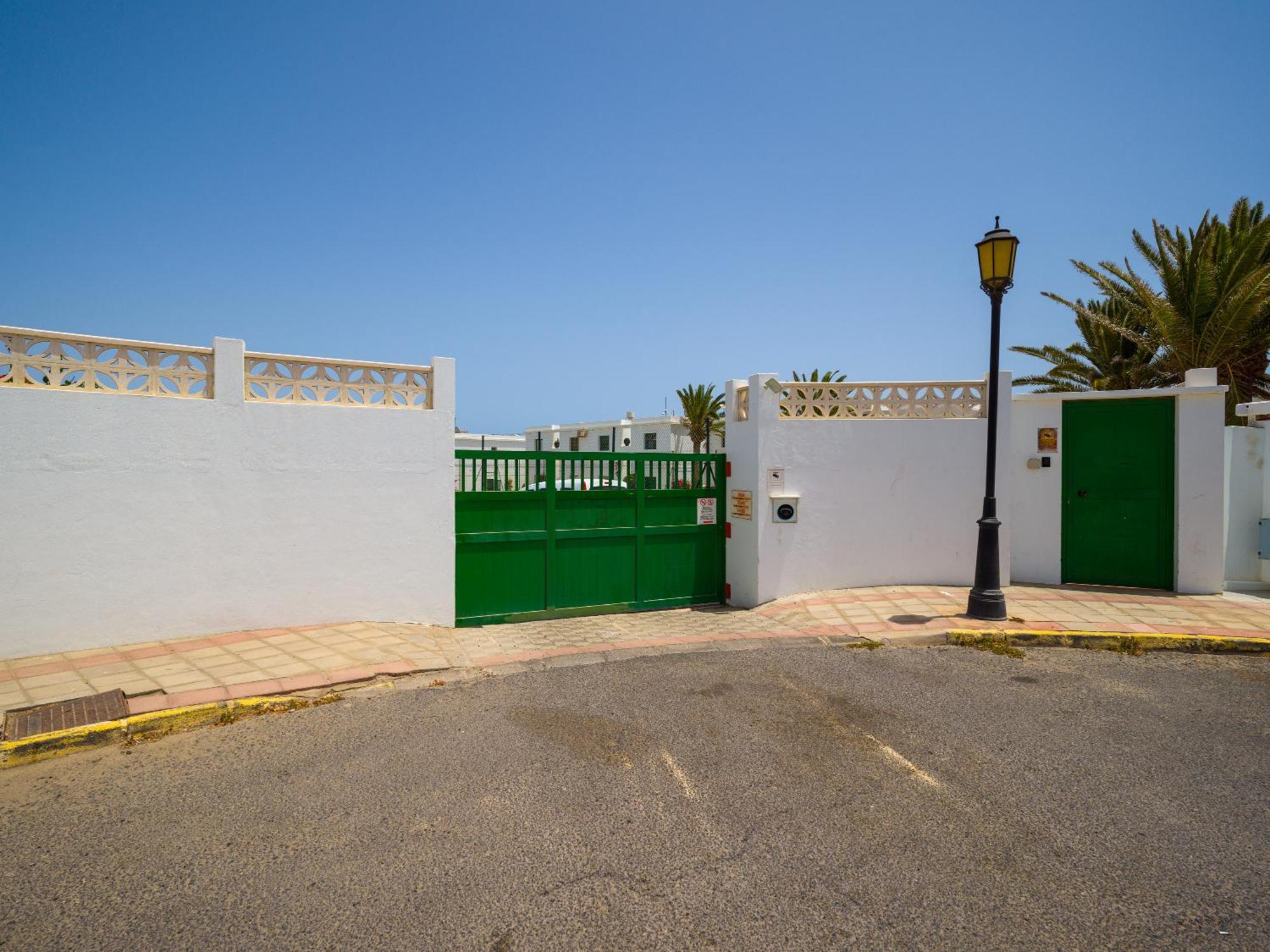 Ocean Pool View & Wifi By Irent Fuerteventura Apartment Corralejo Bagian luar foto